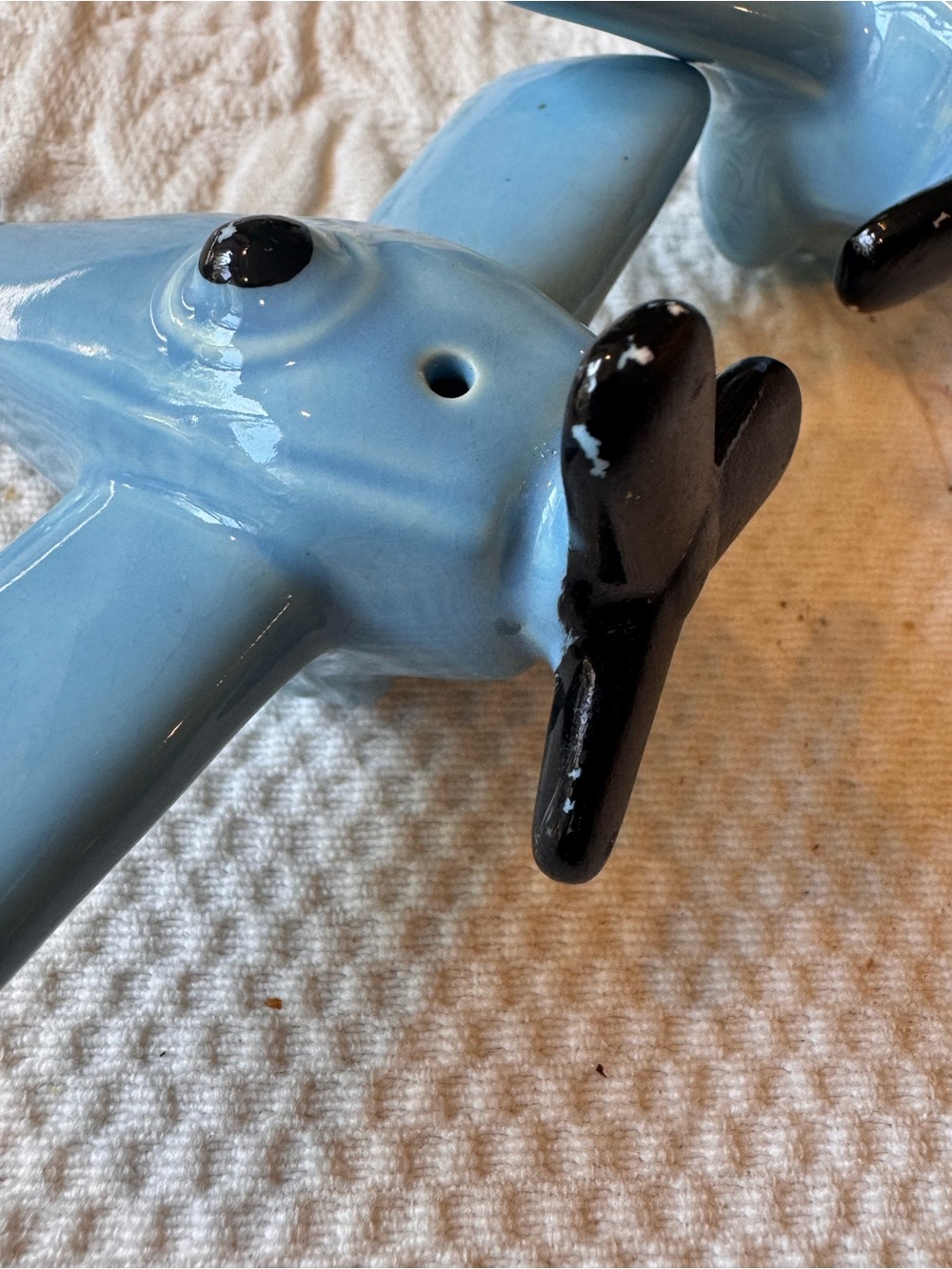 Vintage Ceramic Blue Airplane Salt and Pepper Shakers Aviation Decor Retro - Picture 14 of 15